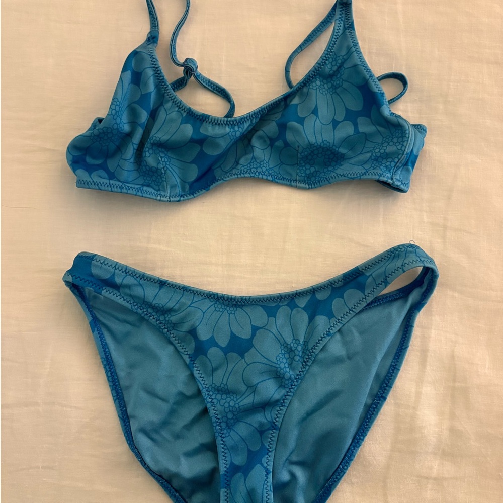 triangl swimwear Blue Floral Bikini Set